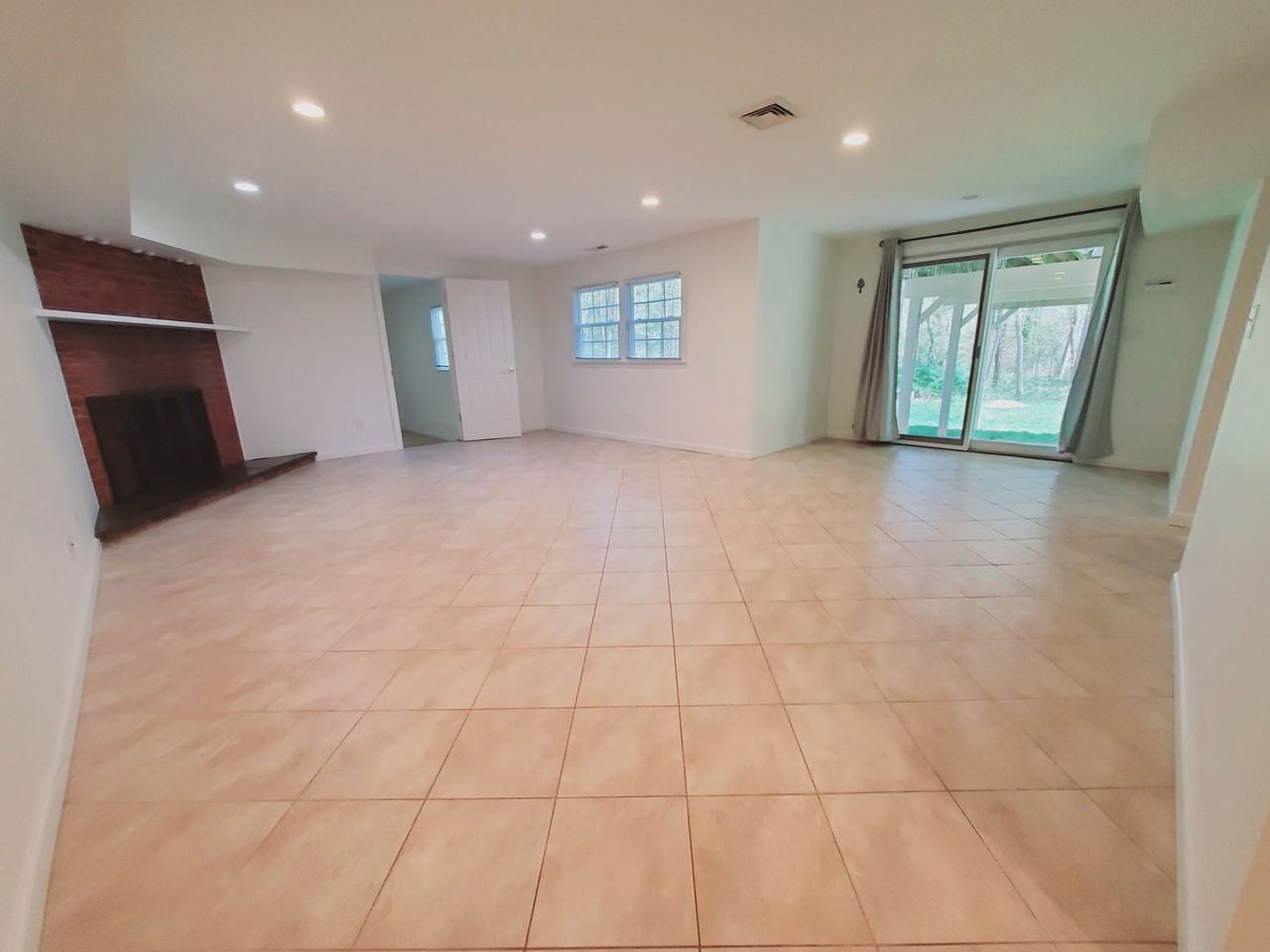 74 Coventry Rd #2 - Photo 4 of 8