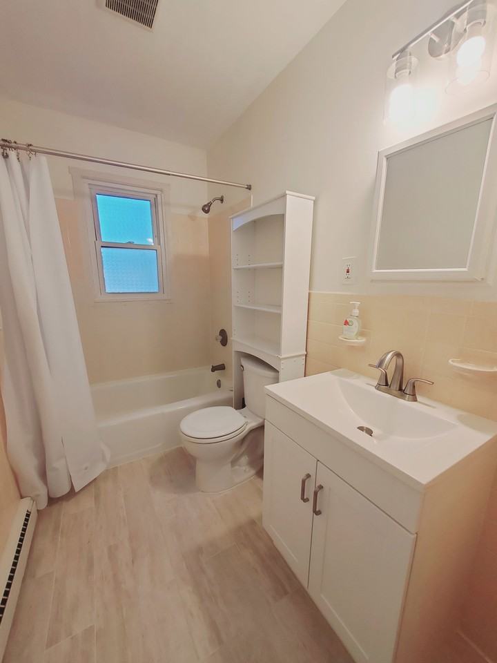 34 Faucett St #2 - Photo 4 of 6