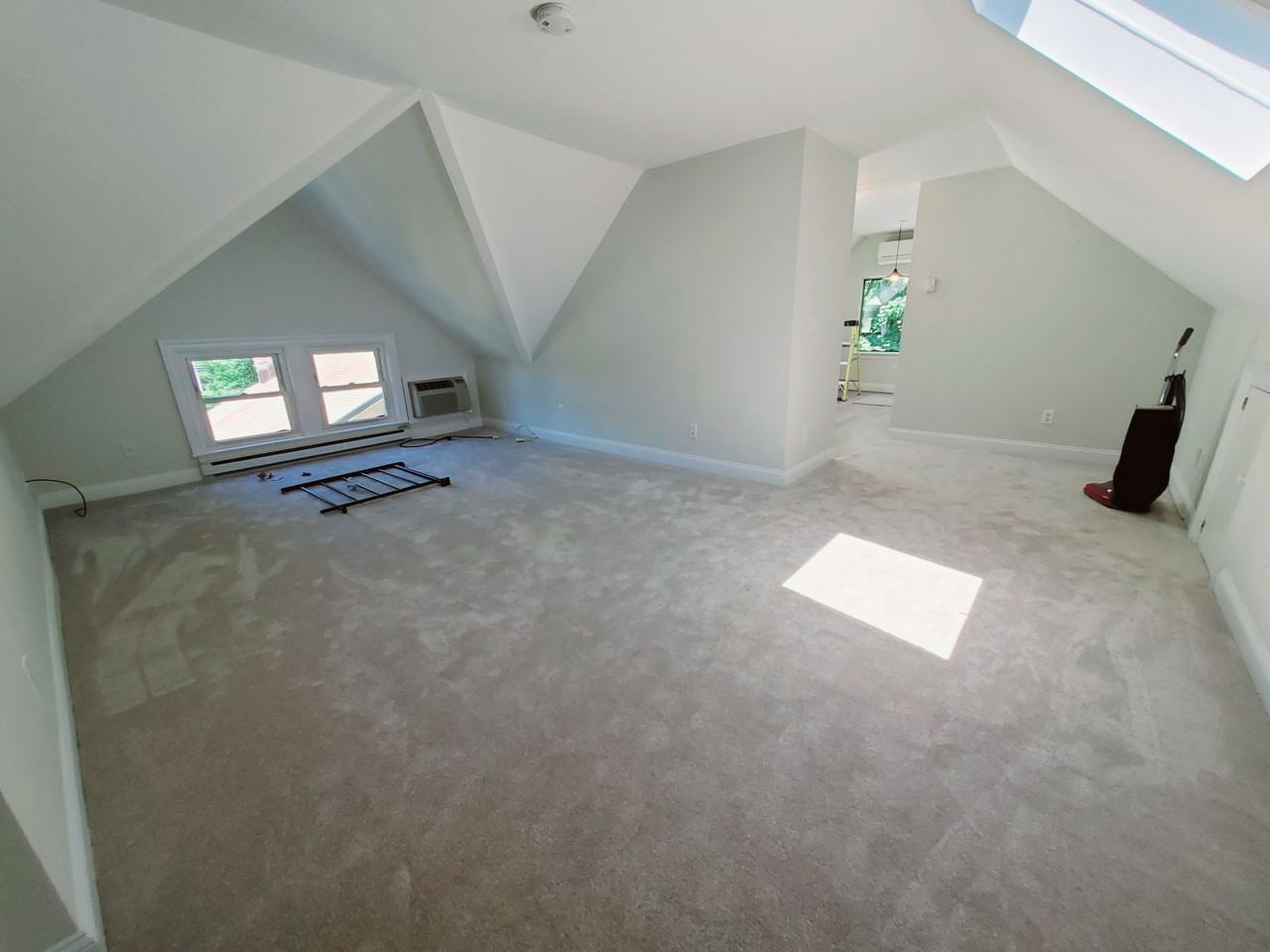 22 Clovelly Rd #3 - Photo 4 of 7
