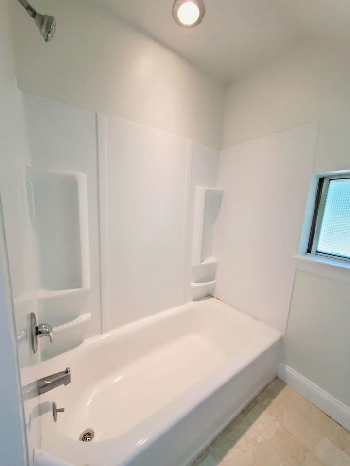 22 Clovelly Rd #3 - Photo 6 of 7