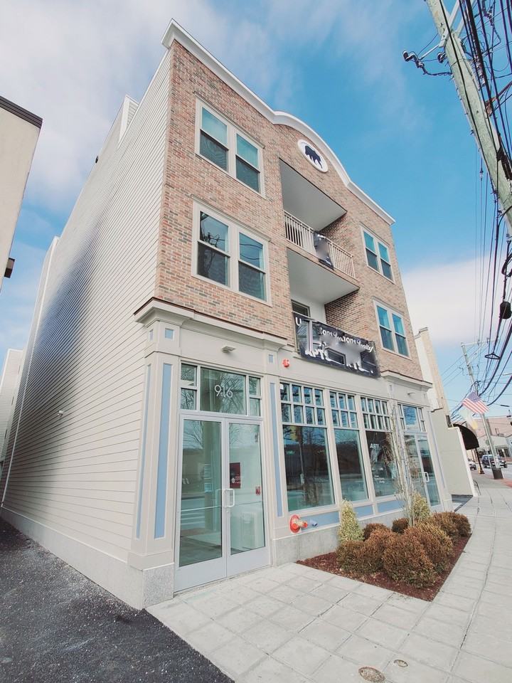 916 Hope St #404 - Photo 7 of 7