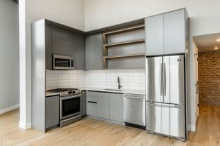 729 N Sangamon St #403 - Photo 1 of 1