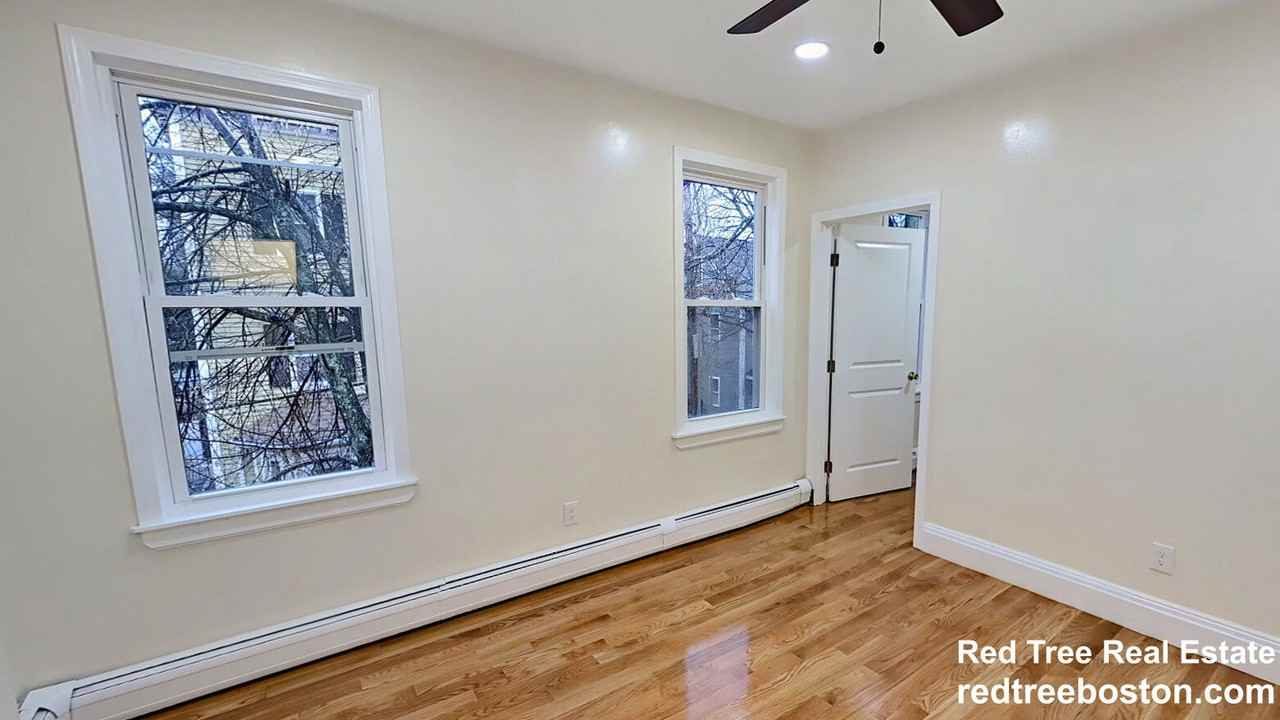 49 Cameron St #2 - Photo 4 of 8