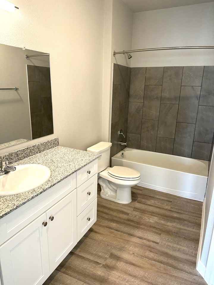 1051 N Fm 1660 #03-1102 - Photo 4 of 8