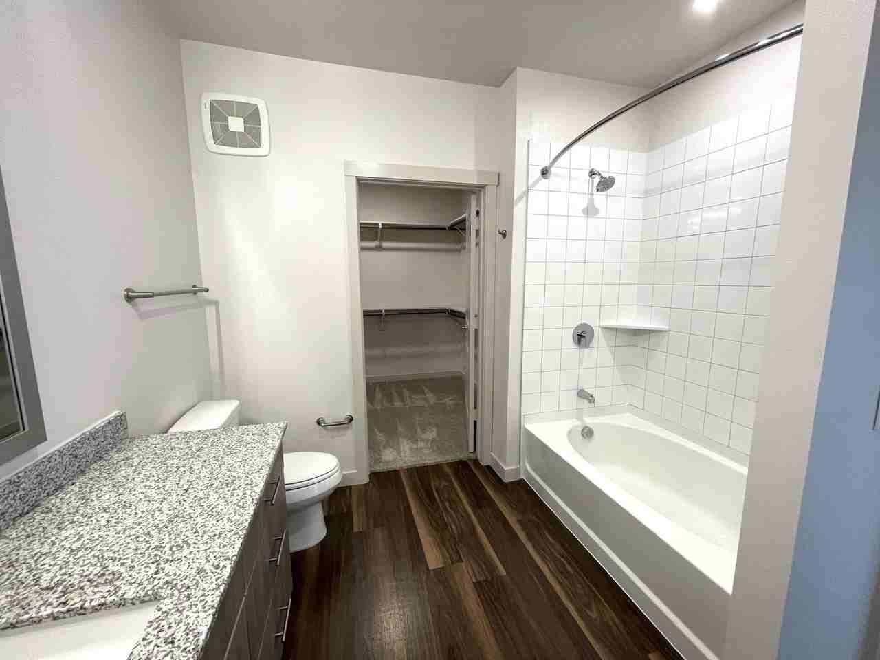 15117 15117 Fishtrap Bike Path #03-1101 - Photo 5 of 8