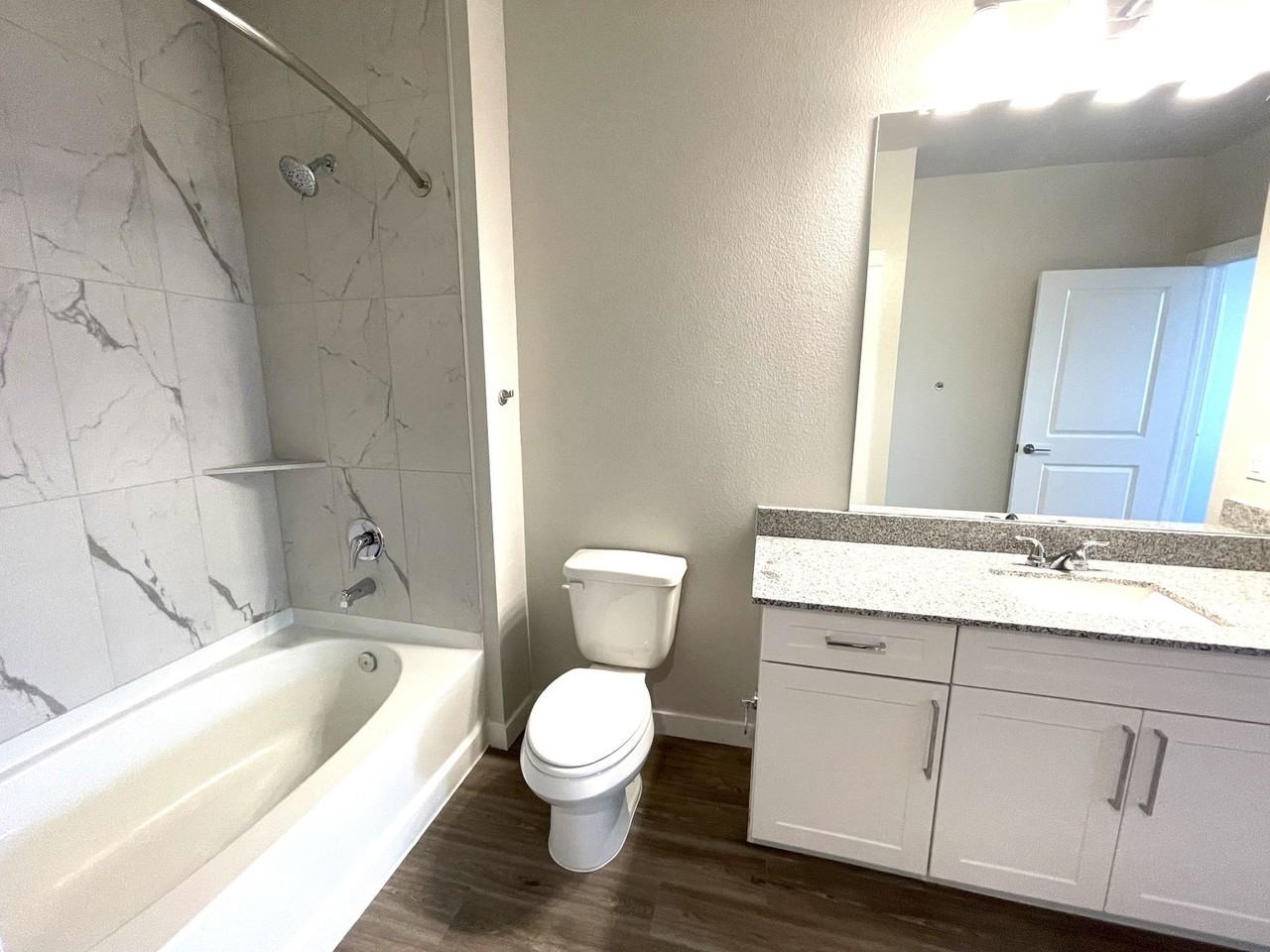 11925 Ring Dr #11-101 - Photo 5 of 8