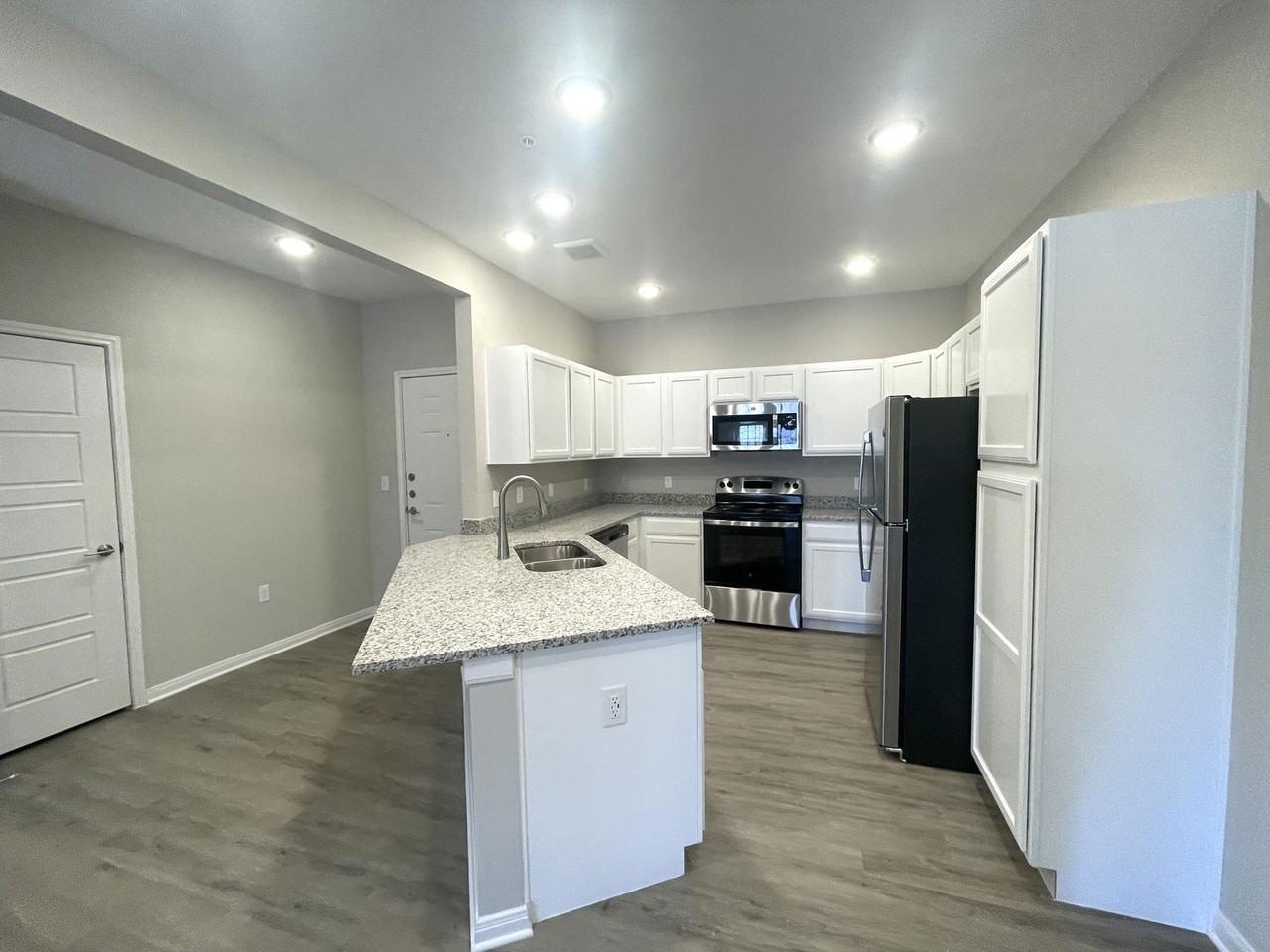 300 Willow Grove Way