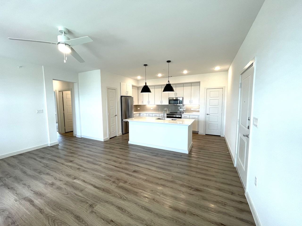 149 Larkspur Park Blvd #09-319 - Photo 3 of 8