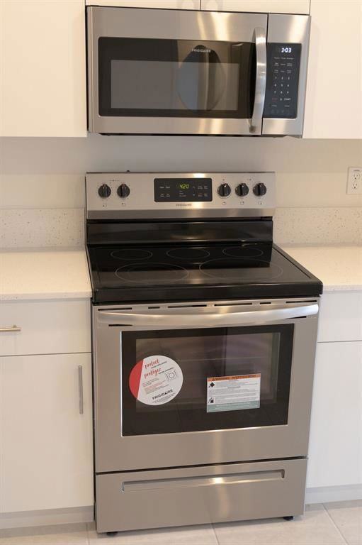 11833 Nw 47th Mnr - Photo 5 of 8