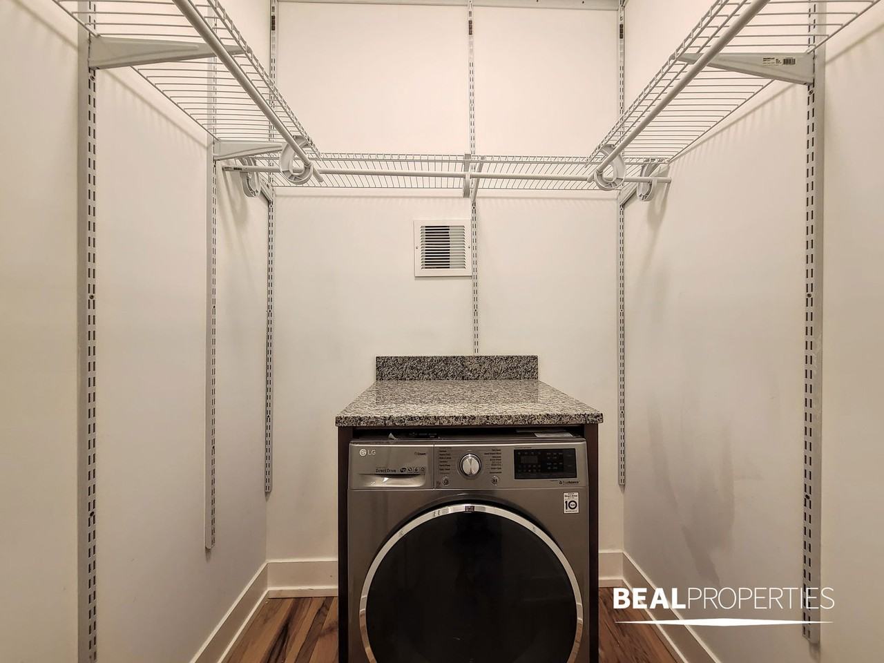 2106 N Mildred Ave #MK1N - Photo 7 of 8