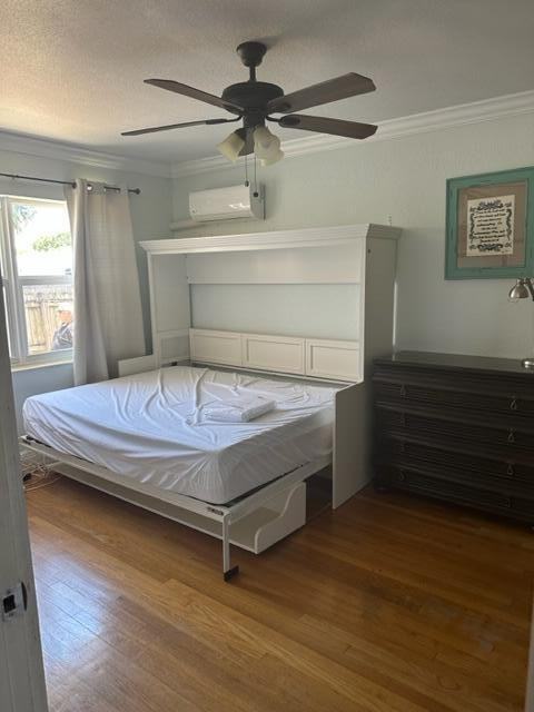 1317 N M St - Photo 3 of 8