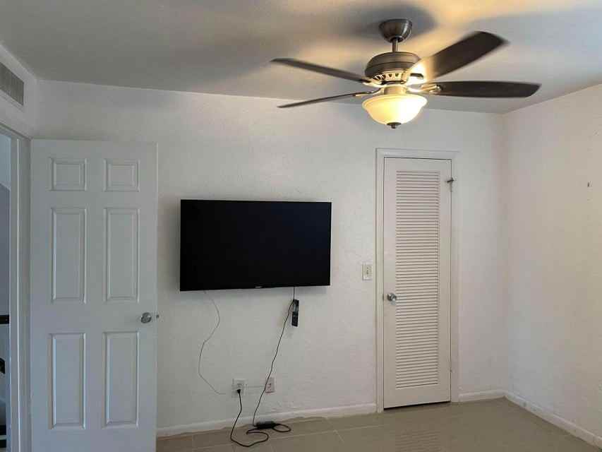 4360 Fountains Dr - Photo 5 of 5