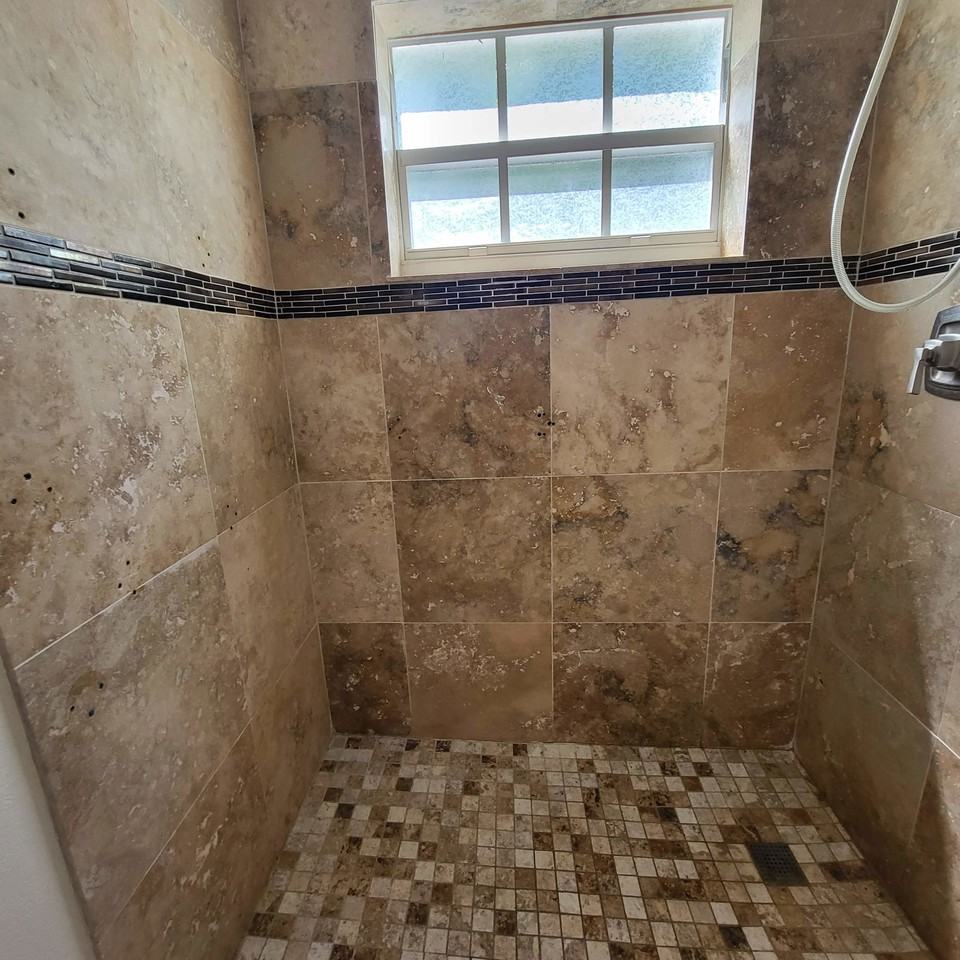 5700 Ne 20th Ave - Photo 5 of 8