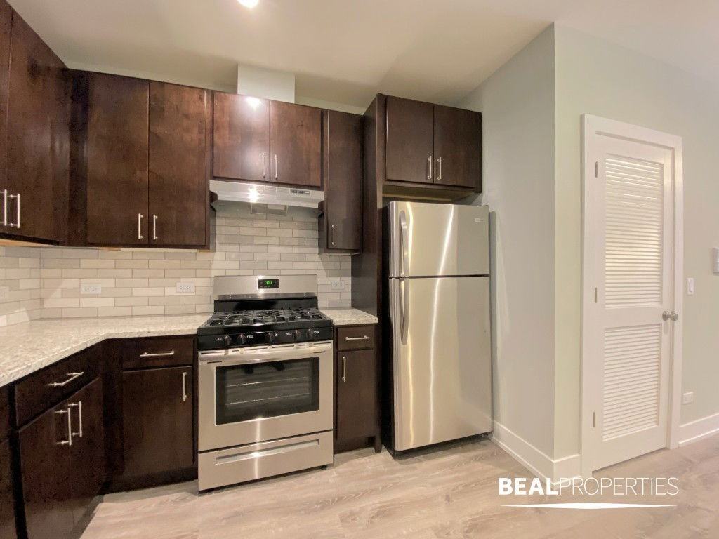 1147 Maple Ave #2 - Photo 2 of 8