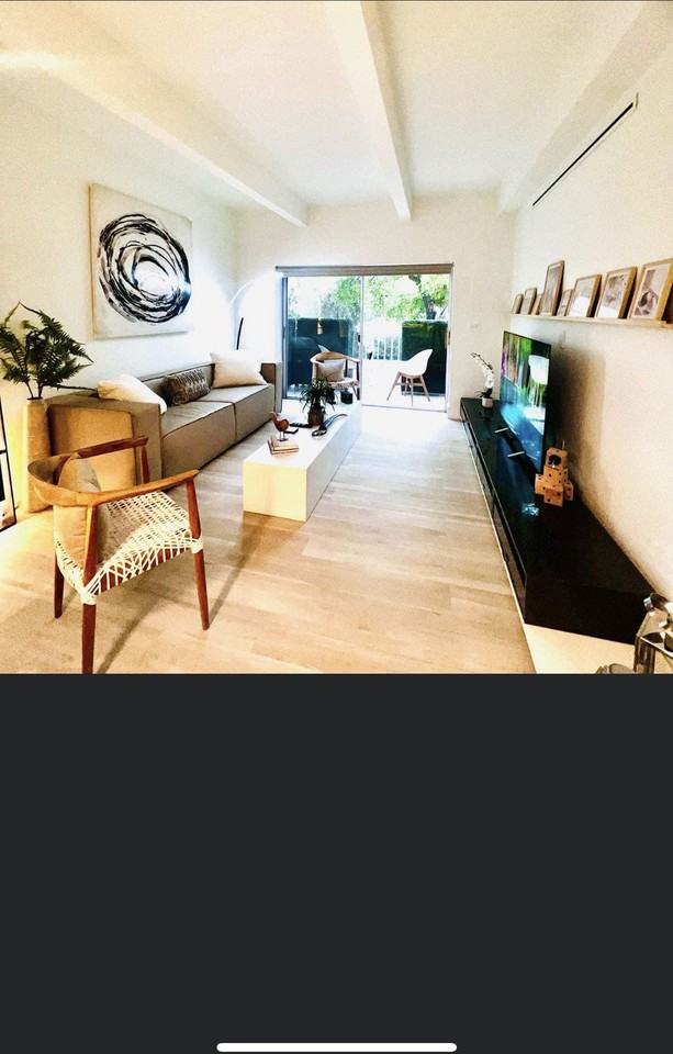 12105 Ne 11th Pl #103 - Photo 3 of 8