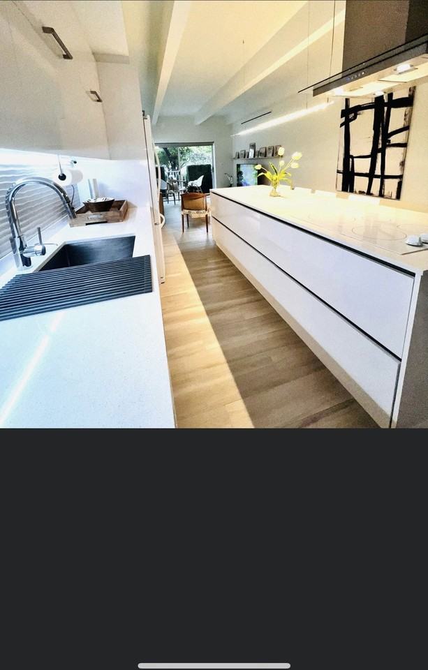 12105 Ne 11th Pl #103 - Photo 4 of 8