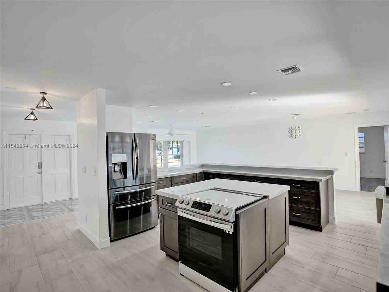 Sw 8th Ter - Photo 2 of 8