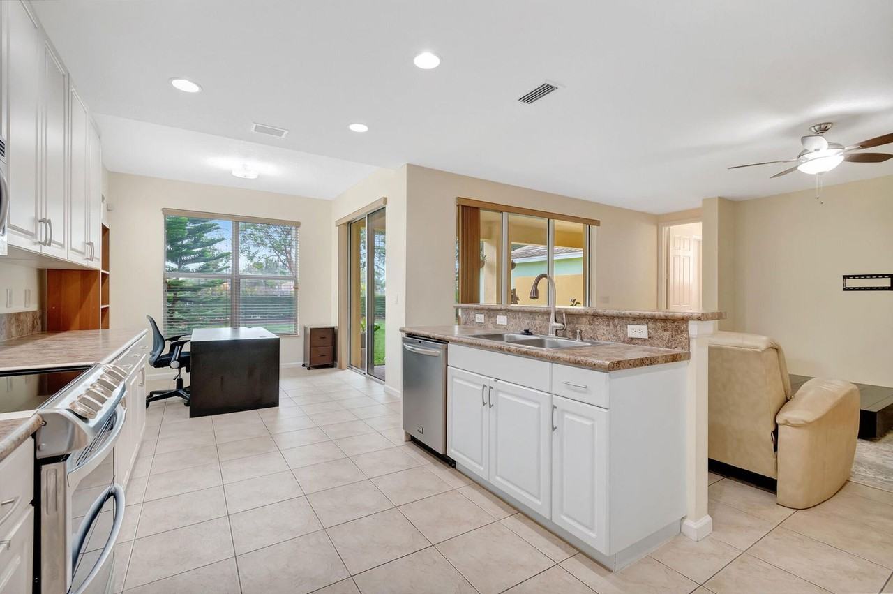 Mulberry Grove Rd - Photo 3 of 8