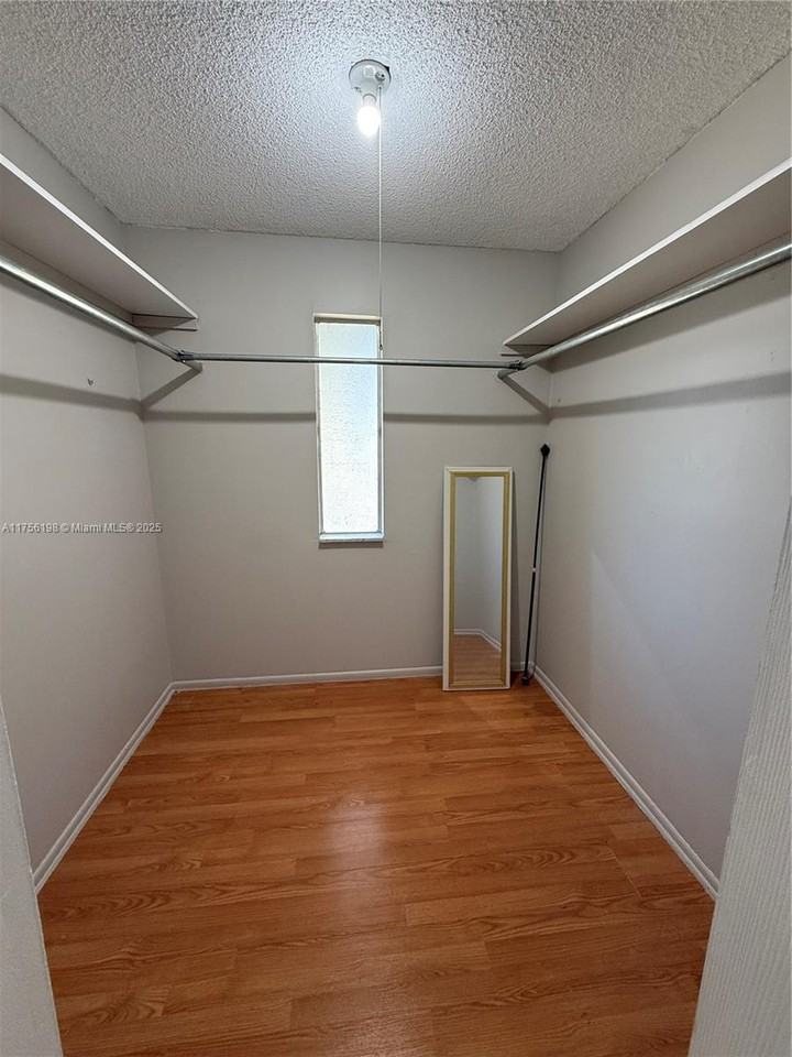 2125 Nw 57th Ave #15E - Photo 3 of 8