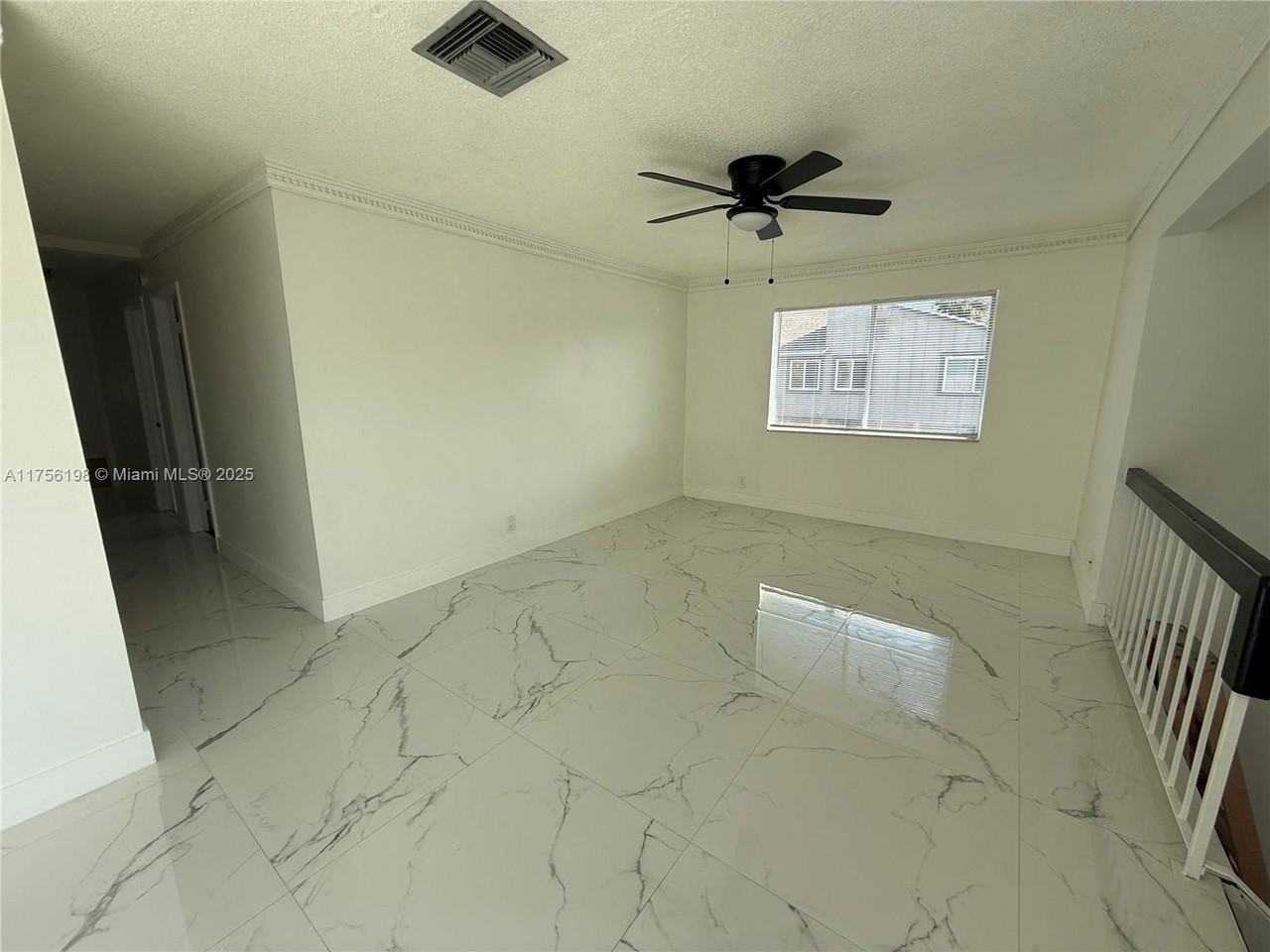 2125 Nw 57th Ave #15E - Photo 7 of 8