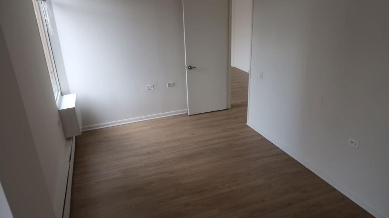 55 W Chestnut St #2402 - Photo 6 of 8