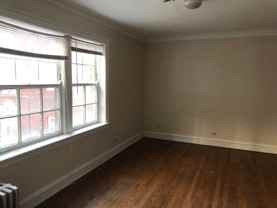 1716 W Albion Ave #E2 - Photo 1 of 1