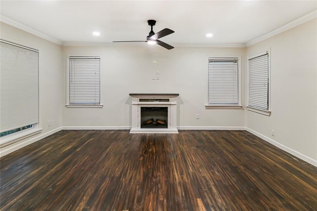 2713 Mission Street - Photo 3 of 21