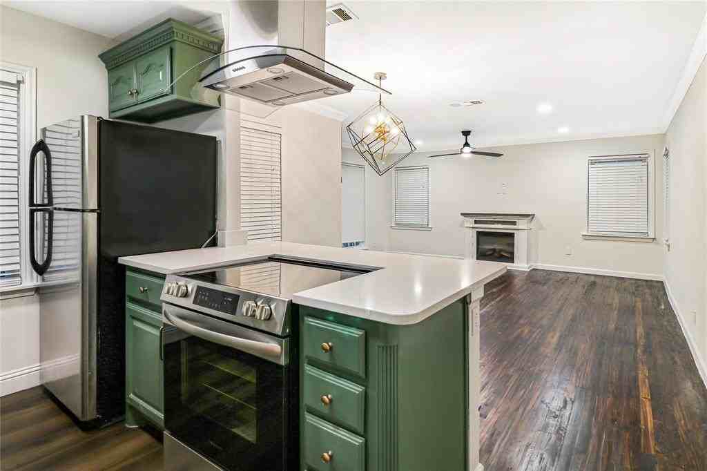 2713 Mission Street - Photo 7 of 21