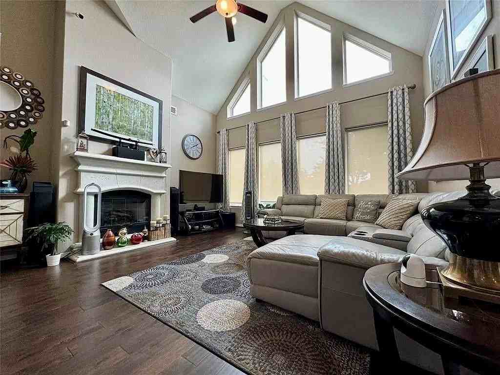 Ravens Park Ln - Photo 2 of 8