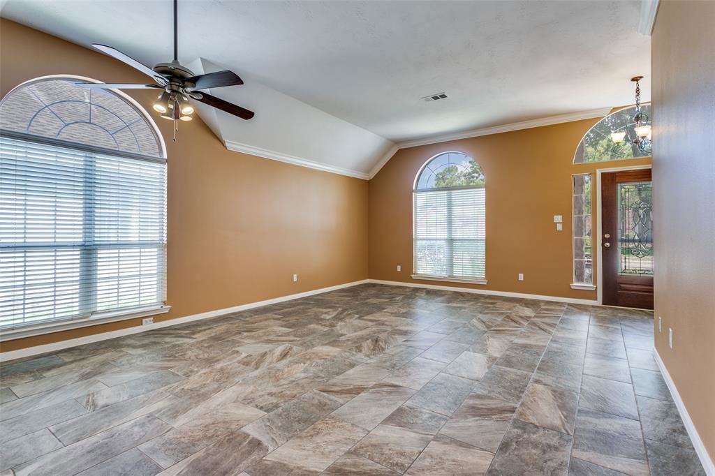 Windy Dawn Dr - Photo 2 of 8