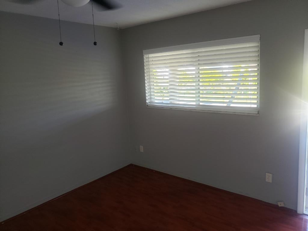 20500 Nw 7th Ave #11 - Photo 4 of 8