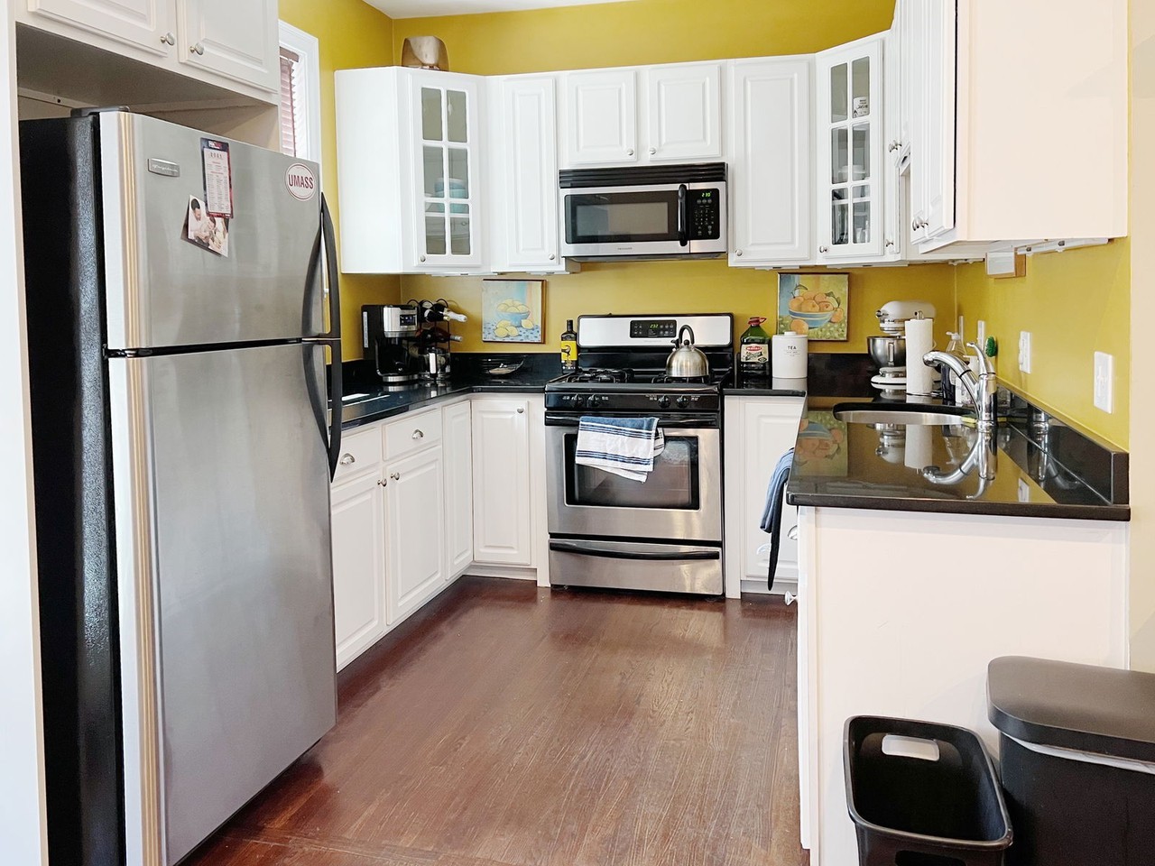 289 W 2nd St #2 - Photo 5 of 8