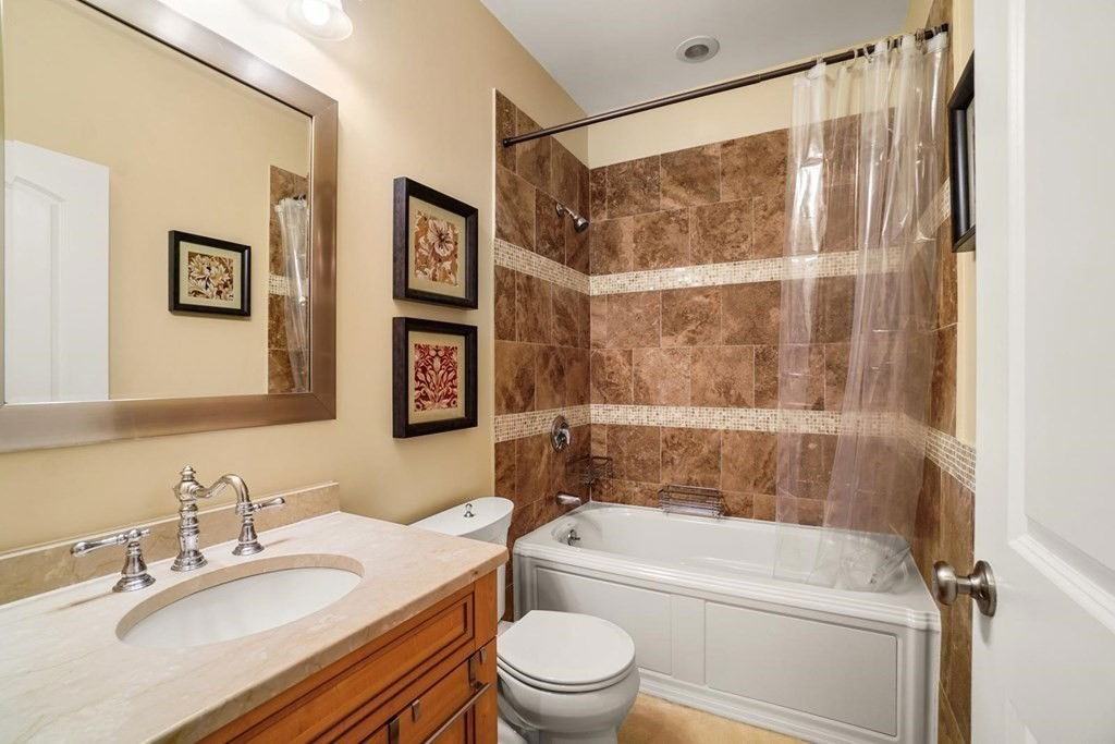 21 Worcester Sq #3R - Photo 5 of 7