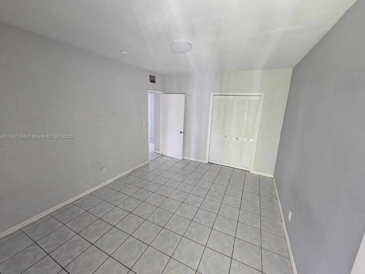 7610 Dickens Ave #4 - Photo 2 of 8