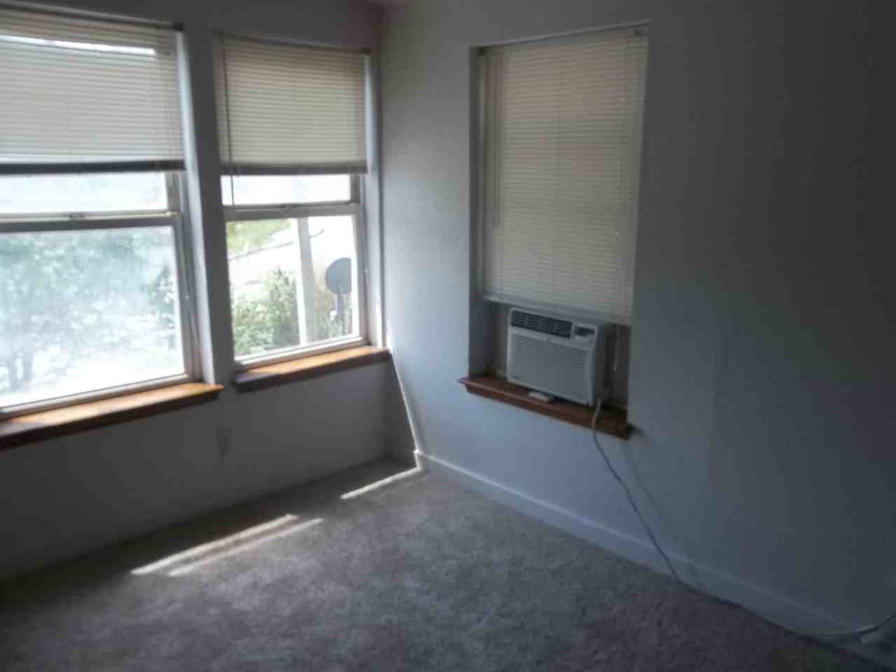 1247 Ohio St #304 - Photo 6 of 7