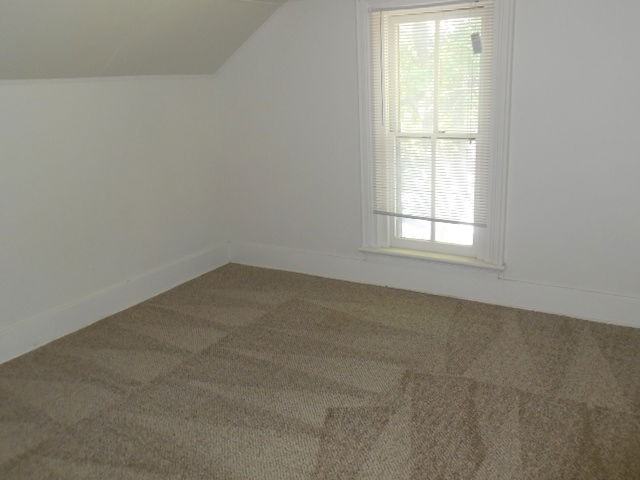 809 W 6th St #F - Photo 7 of 8