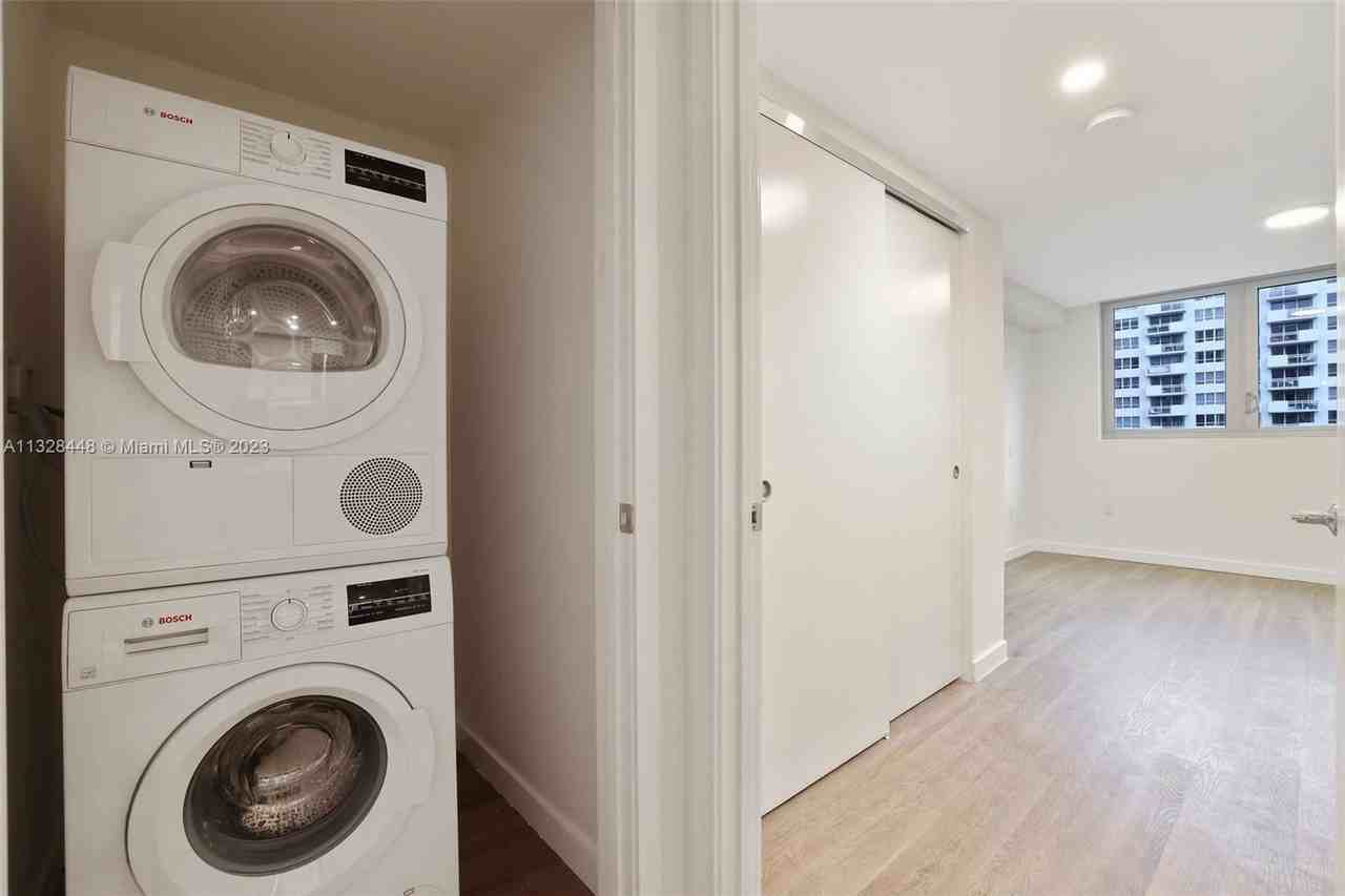 1500 Bay Rd - Photo 5 of 8