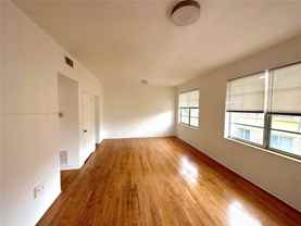 6945 Rue Vendome - Photo 1 of 1