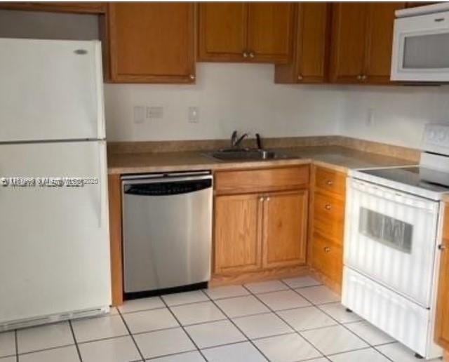 5219 Sw 43rd Ter #2 - Photo 2 of 8