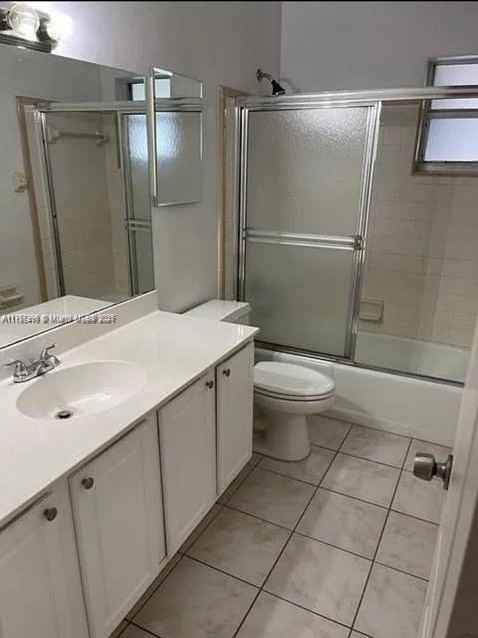 5219 Sw 43rd Ter #2 - Photo 3 of 8