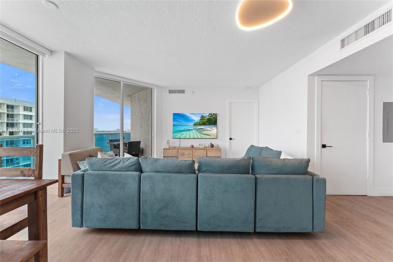 1881 79th Street Cswy #1404 - Photo 3 of 8