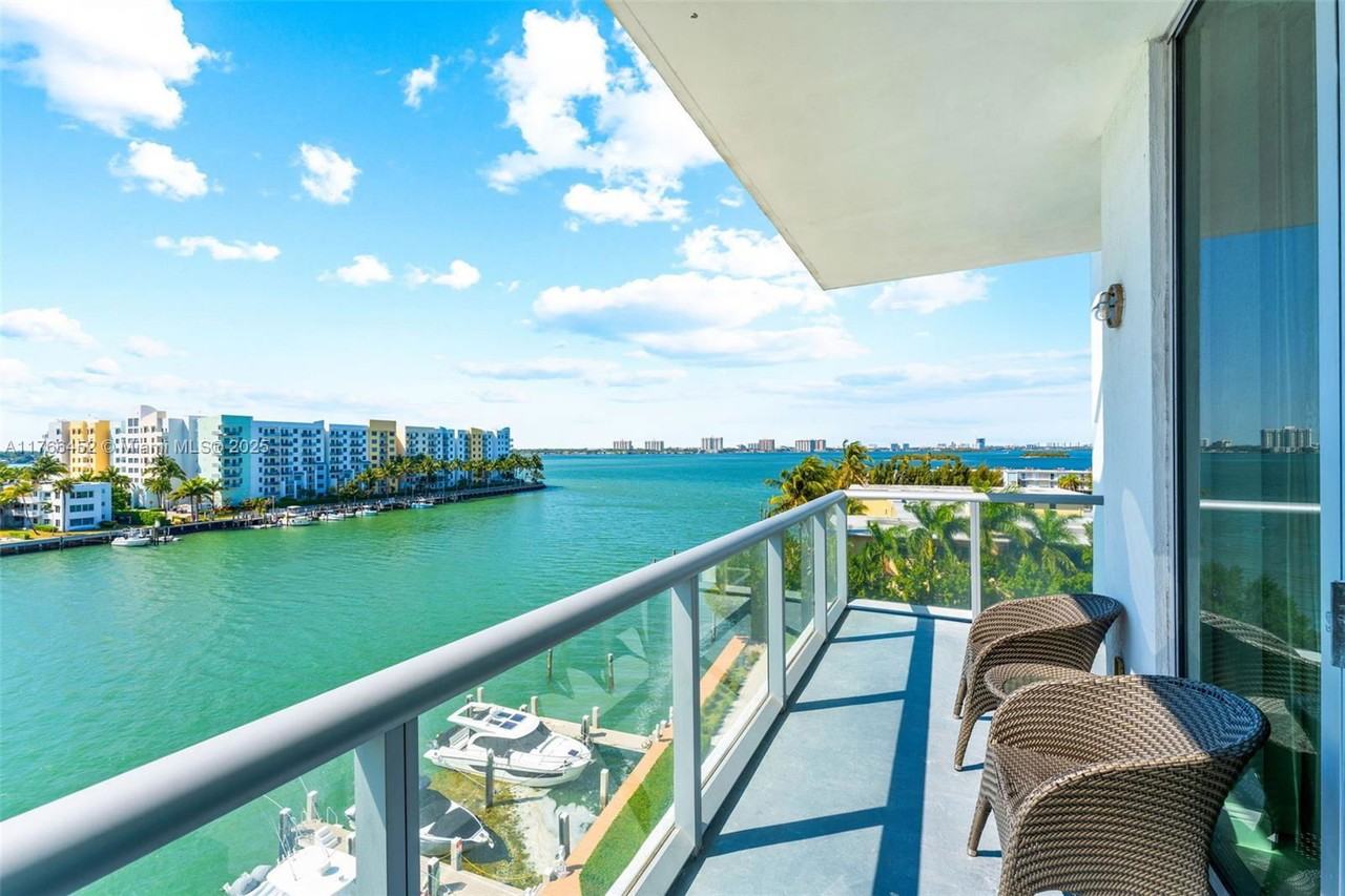 7930 East Dr #607 - Photo 2 of 8