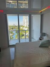 16730 Collins Ave - Photo 3 of 8