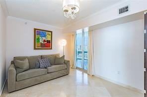 16829 Collins Ave - Photo 7 of 8