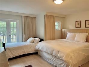 3278 Northeast 207th Terrace - Photo 5 of 8