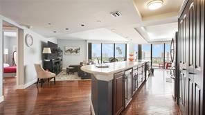 19842 Turnberry Way - Photo 3 of 8