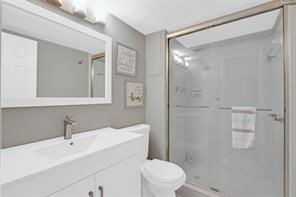 2894 Ne 183rd St - Photo 7 of 8