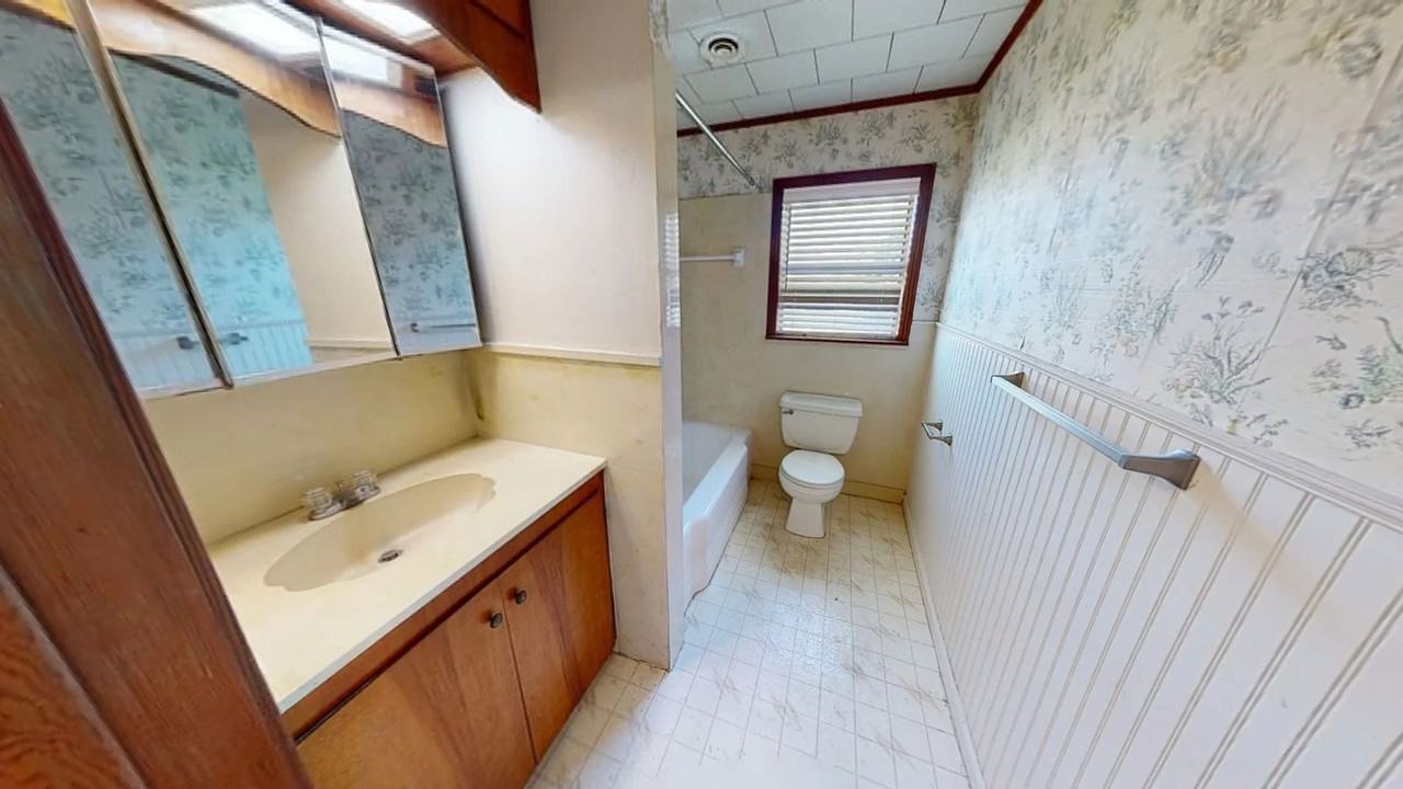 1815 Memory Ln - Photo 7 of 8