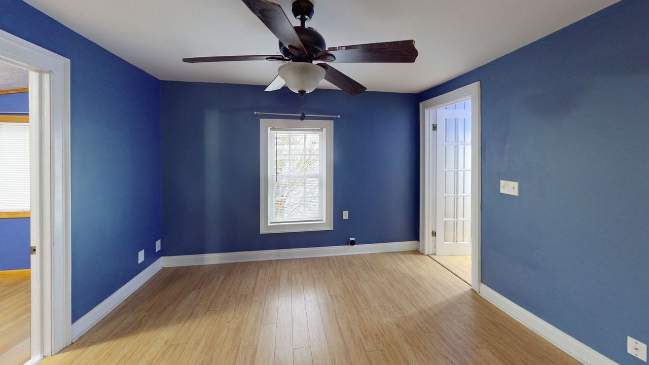 735 Falls St #1-2 - Photo 5 of 8