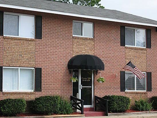 62 Hanover Way - Photo 2 of 8